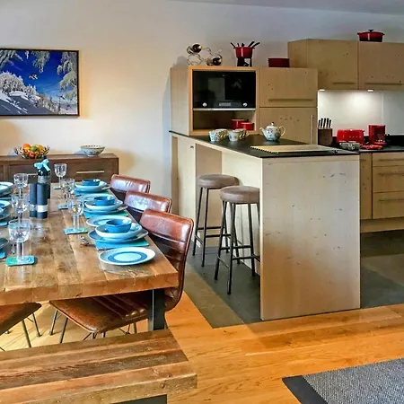 Апартаменты Coin Des Drus - Year *